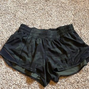 Hotty Hot shorts 2.5 in